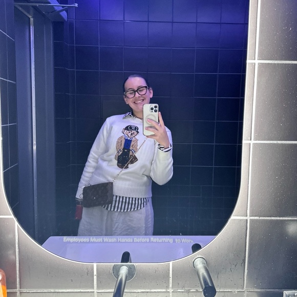 Meet your Posher, Rori - Picture 3 of 6